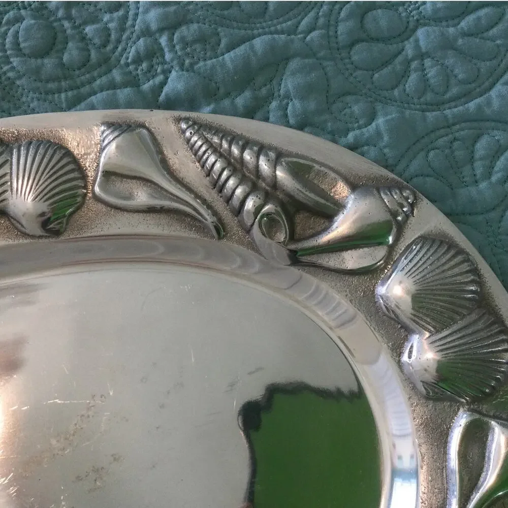 Oval Seashell Serving Platter Sandcast Aluminum 17" - Picture 4 of 7